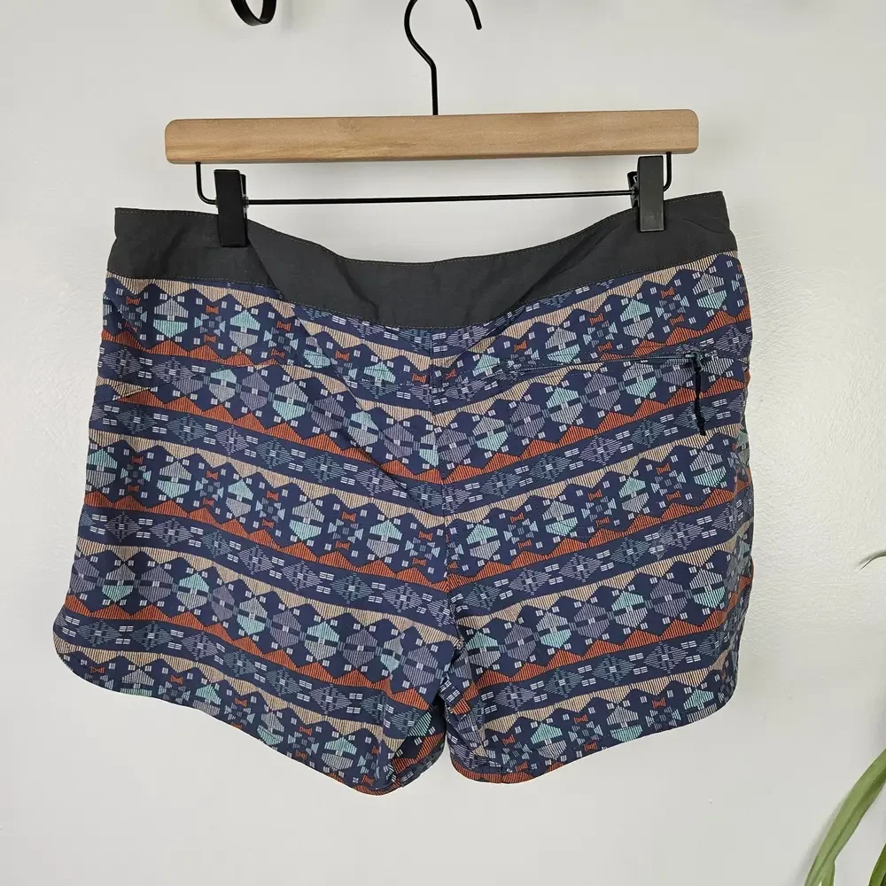 Patagonia Wavefarer‎ Boardshorts 5